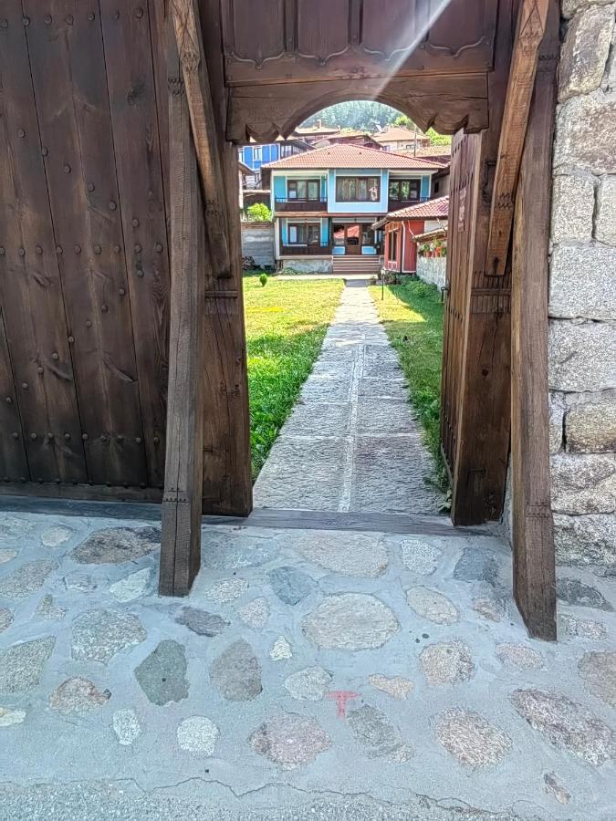Къща Ради 科普里夫什迪察 外观 照片